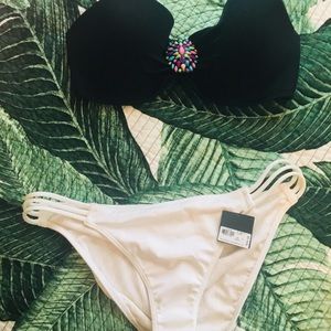 NW VICTORIA SECRET 2 PCS BIKINI SET 34D/MEDIUM